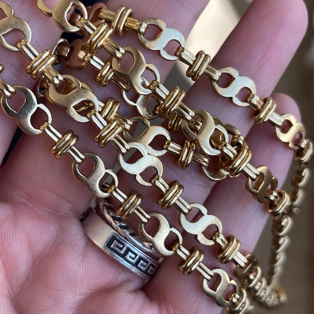 Vintage Gold Tone 31 Inch Fancy Link Chain Necklace - Picture 6 of 7